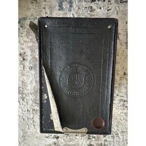 Vintage No. 2 Brownie Camera Model D untested shutter works